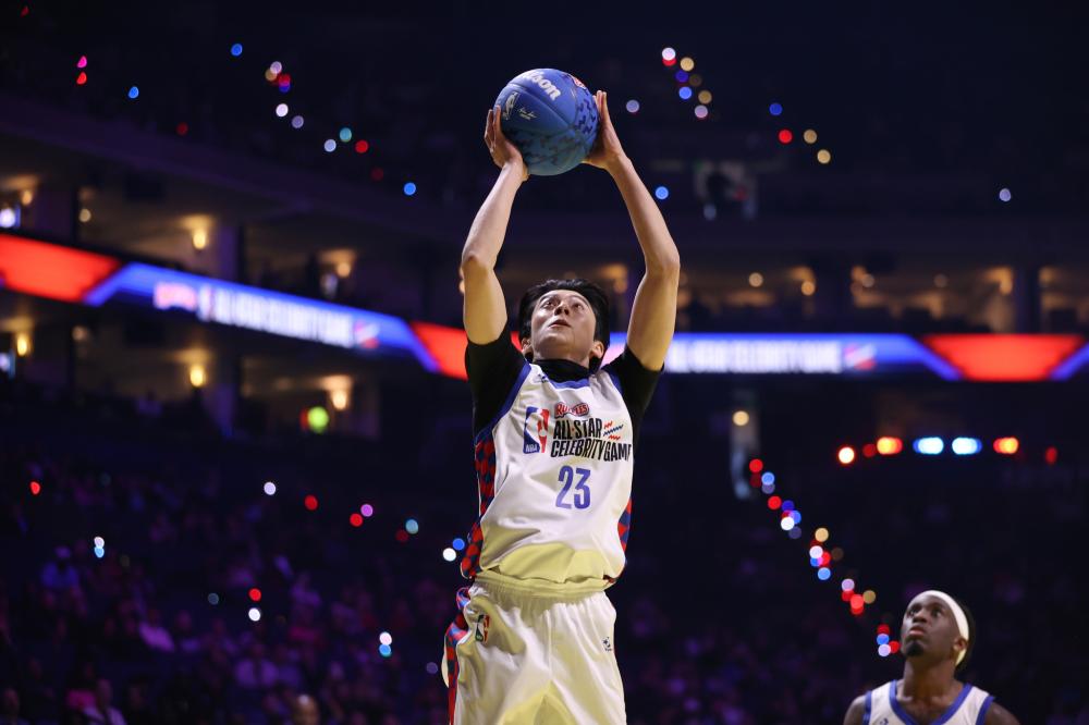 乓球比赛中 乓球比赛中